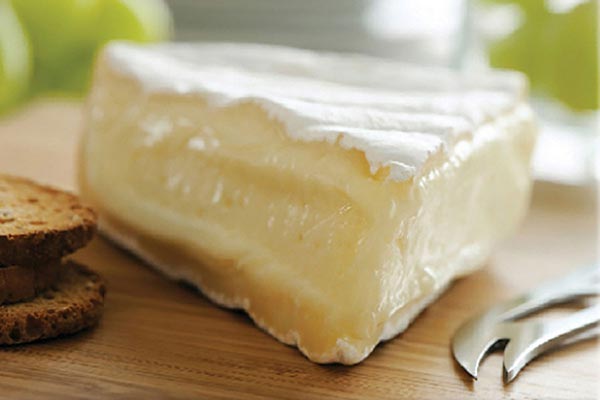 Brie – kráľ francúzskych syrov, plátok